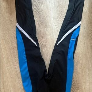 ALO Yoga Black and Blue Leggings